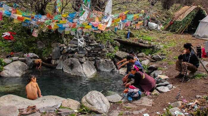 Koma Tsachu water springs