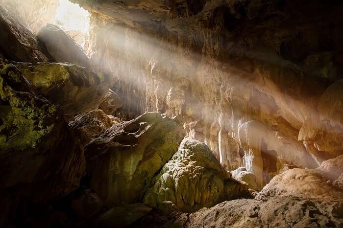 Phi Hua Ta Cave