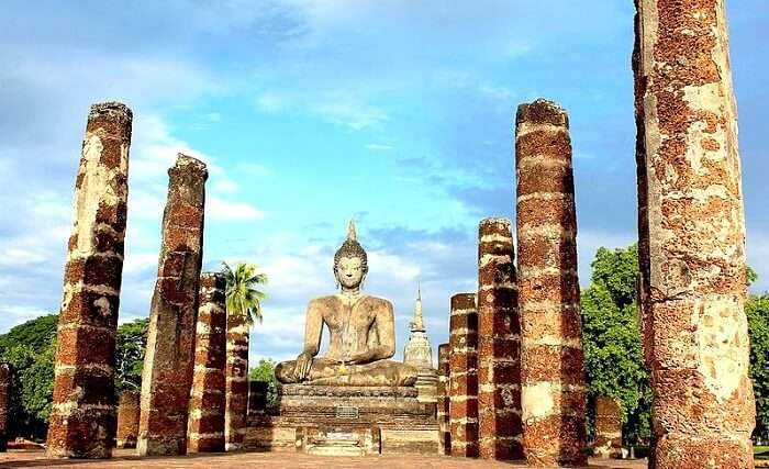 Famous temples in Sukhothai