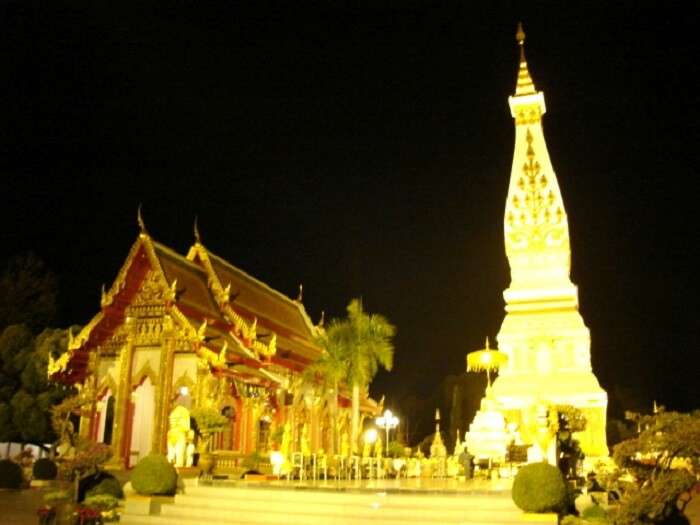golden temple in thailand