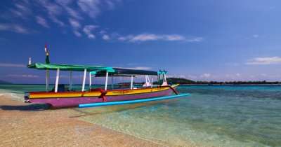 explore the gili island