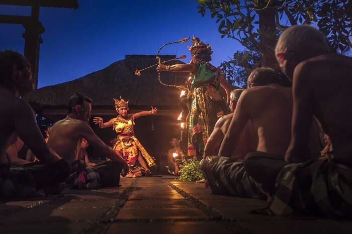 depict a traditional story of balinese