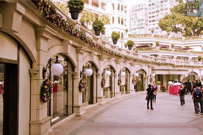 18 Best Shopping Experiences in Kowloon - Where to Shop and What