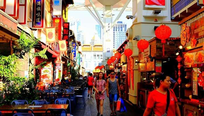 famous market in singapore