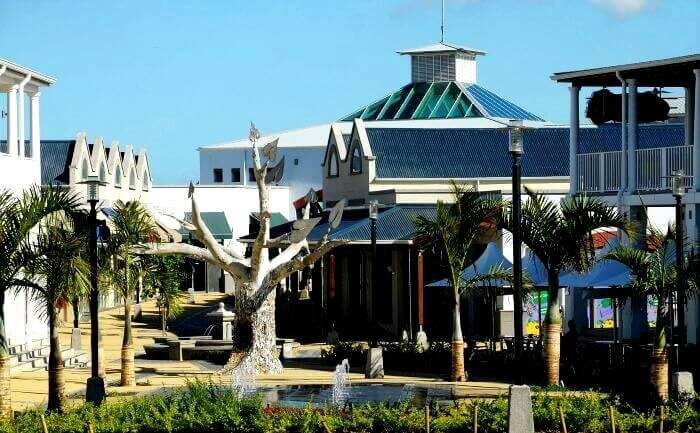 famous shopping area in mauritius