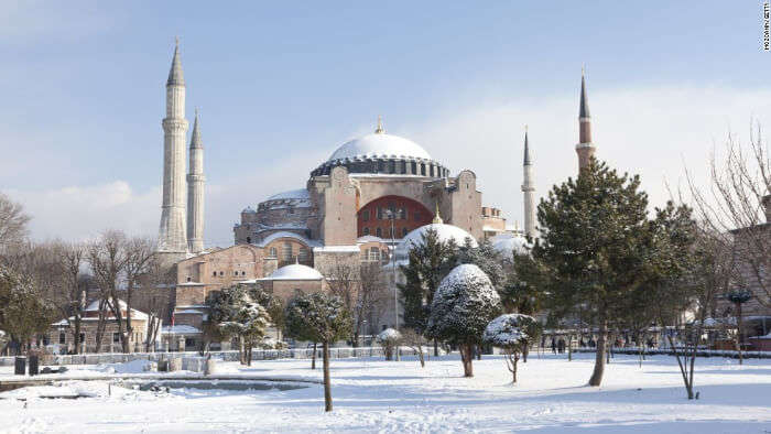 بهترین تفریحات زمستانی استانبول | دیجی چارتر