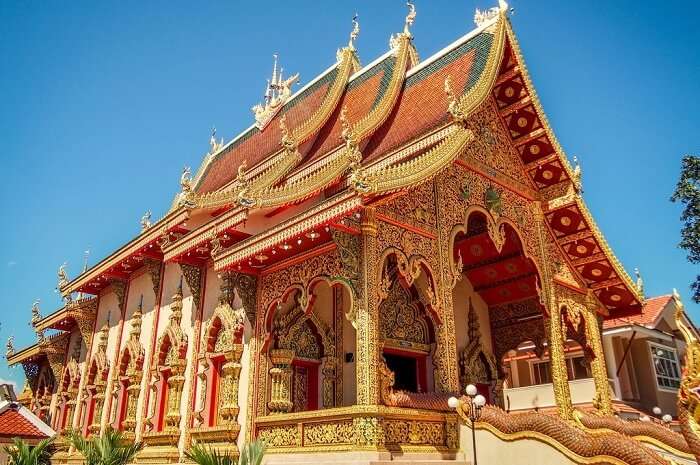 Wat Sriboonruang.jpg