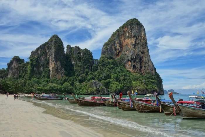 Best time to visit the beach 