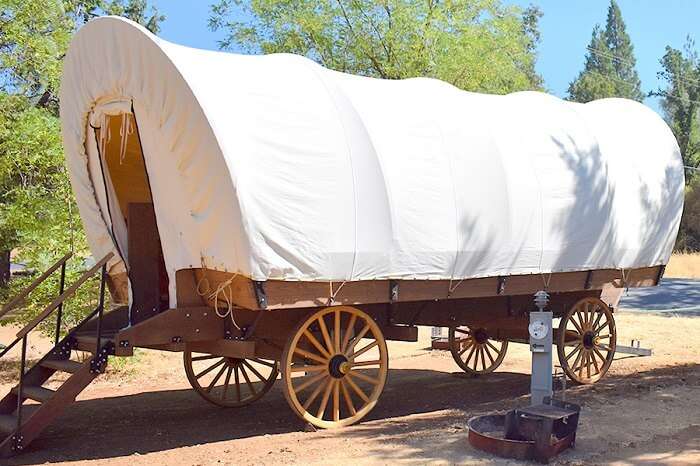 glamping wagon in yosemite pines resort