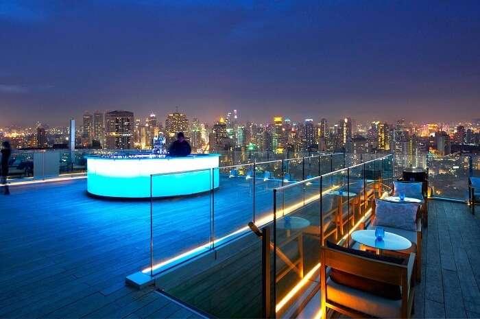 rooftop bar