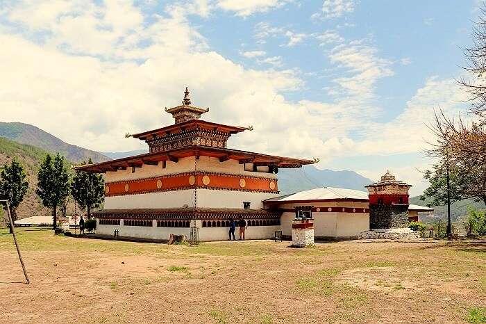  Ngang Lhakhang