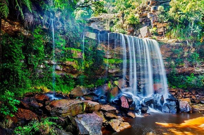 Bokor waterfall.jpg