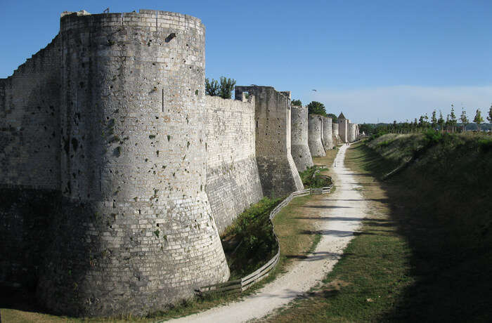 Provins