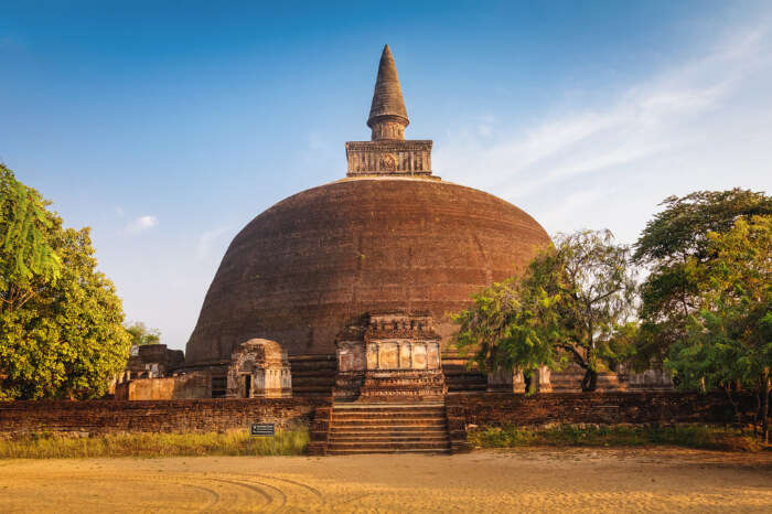 Rankot Vihara in Polonnaruwa