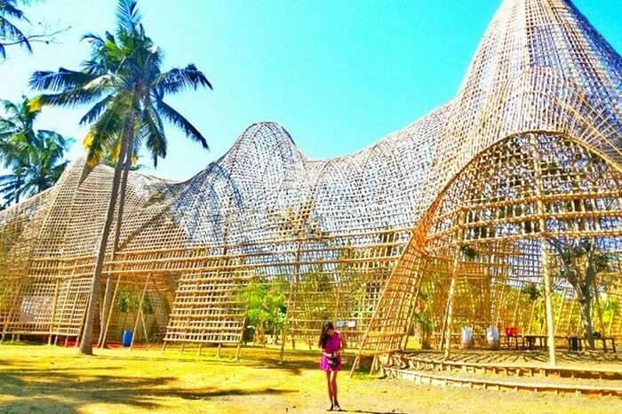 Amazing Rumah Bambu Pengalon