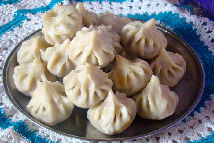 Momos