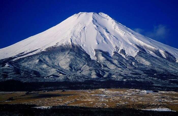 highest active volcanic mountain in Japan