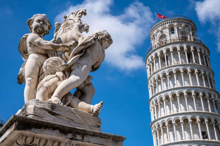  Leaning Tower of Pisa