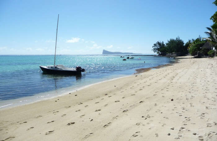 Boat on beach side