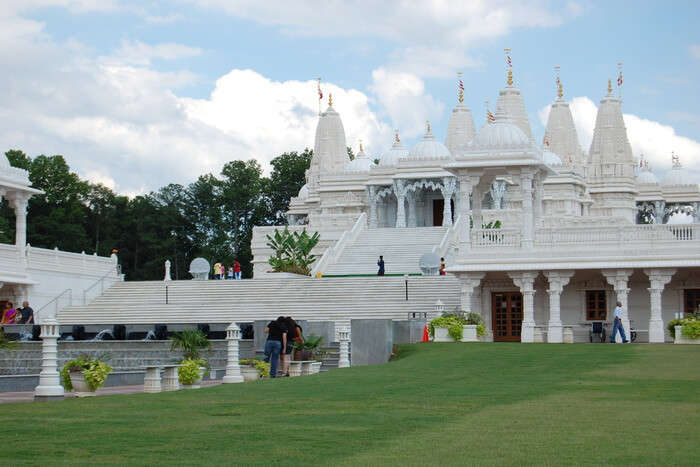 BAPS Sri Swaminarayan Temple