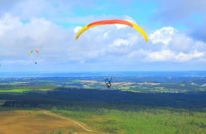 Best-Time-For-Paragliding-In-Greece