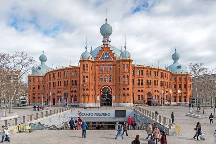 Campo Pequeno for Christmas Market