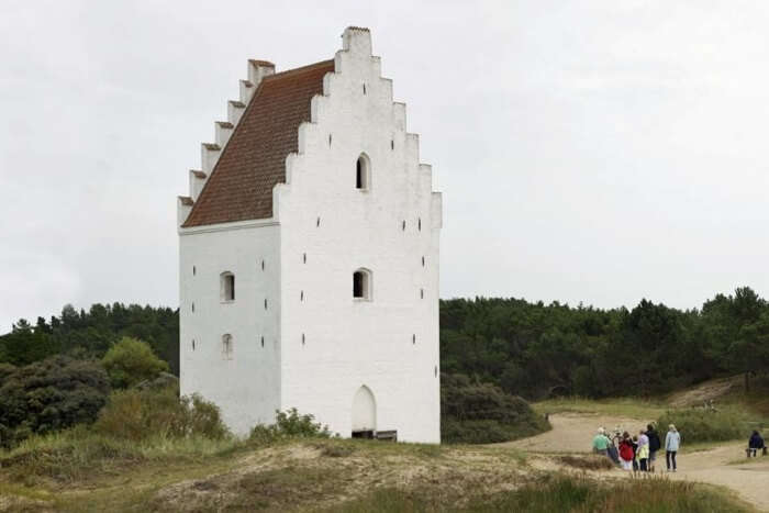 Exploring The Buried Church