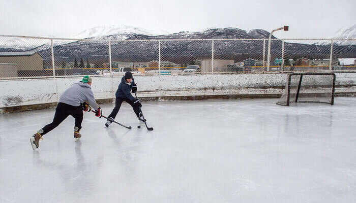 Ice hockey, Best Places To Visit In Canada In Winter