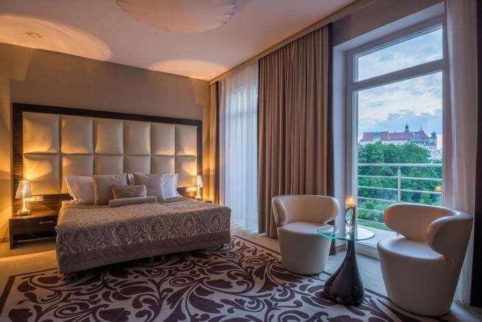 Queen Boutique Hotel