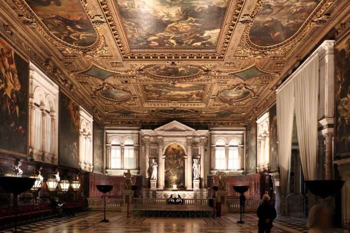 Scuola Grande di San Rocco- Admire eminent artwork