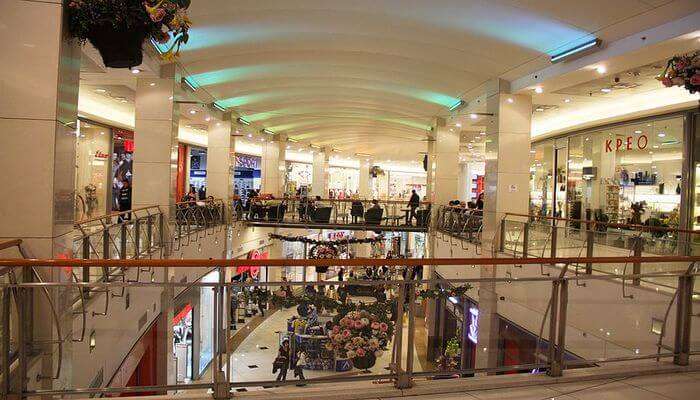 Shopping in Vitosha Boulevard