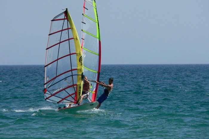 Windsurfing and kitesurfing