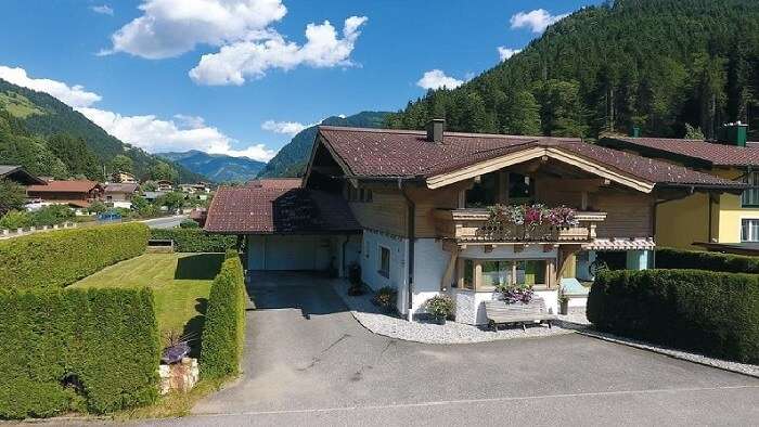 villas in austria