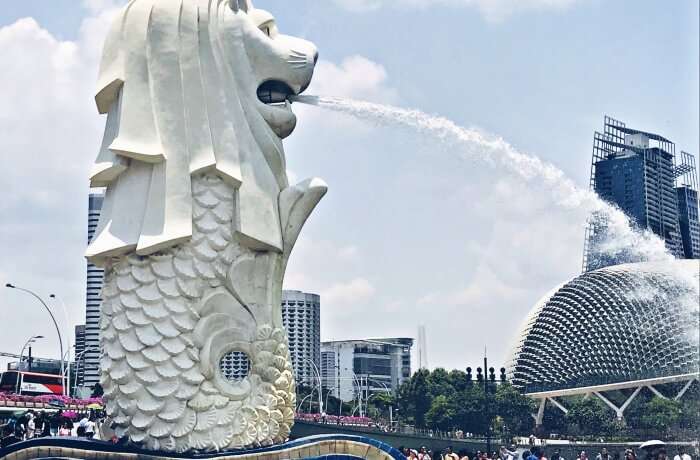 Merlion Statue