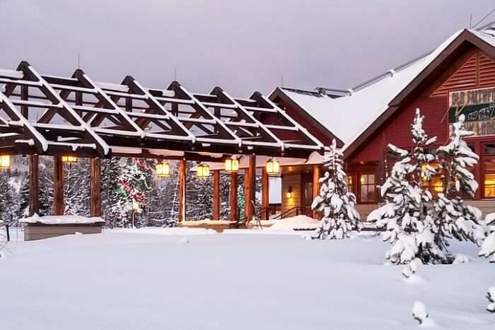 Alpenglow Lodge
