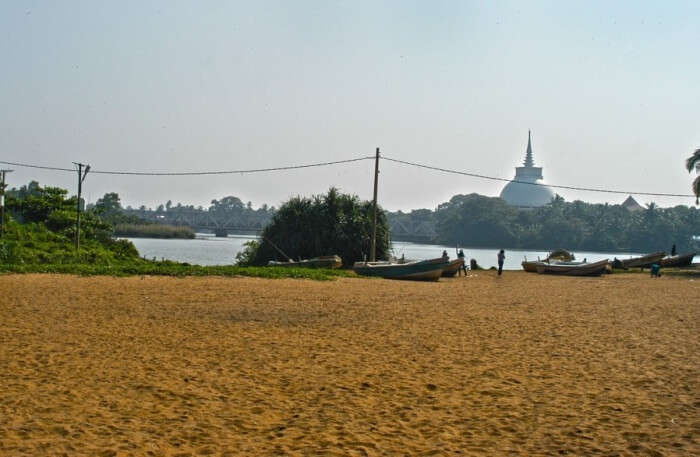 Calido Beach