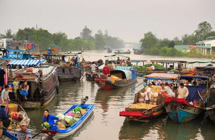 Dont bargain at the floating market