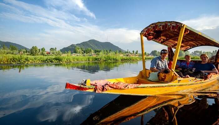 kashmir tourist map distance