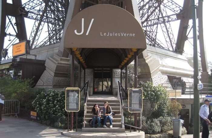 Le Jules Verne