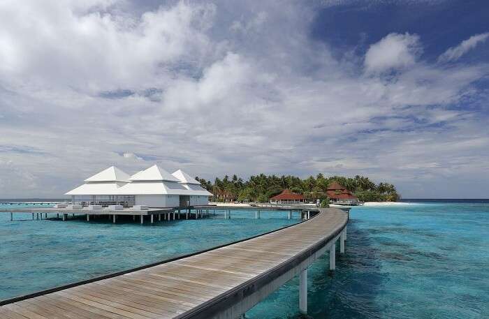 Maldives, places to visit in August in the world 