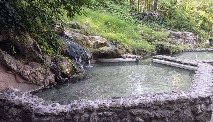 Plan a Visit to the Mahapelessa Hot Springs