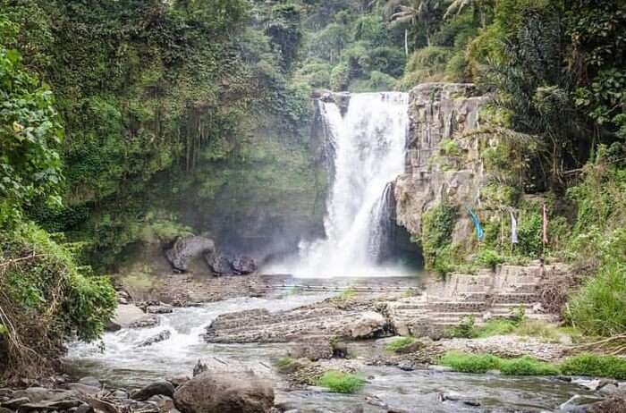 Tegenungan Waterfall