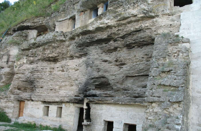 Tipova Monastery 