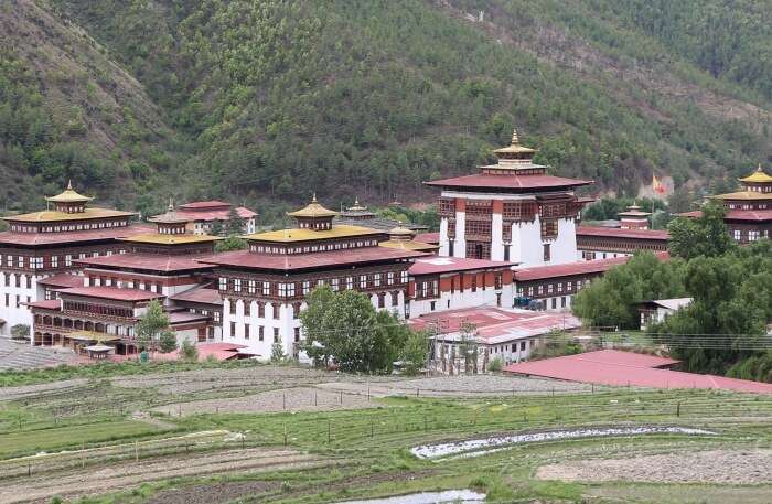 Visit Tashichho Dzong