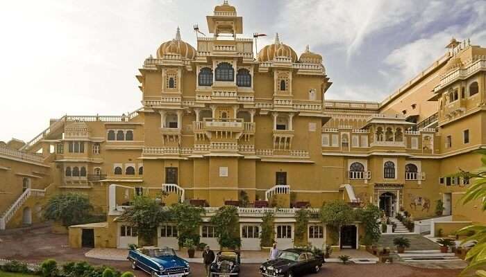 Deogarh Mahal