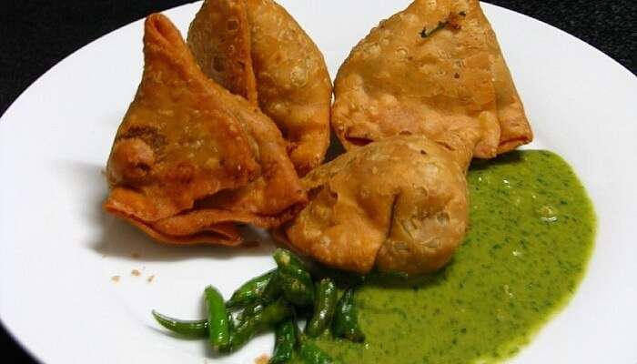 Bina Tala Samosa