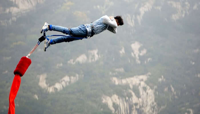 Bunjee Jumping