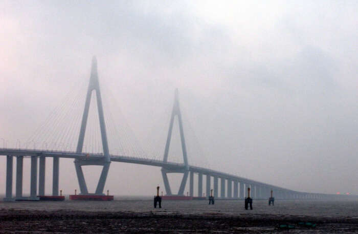 hangzhou bay bridge leisure platform