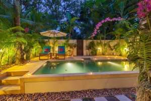 Hibiscus pool
