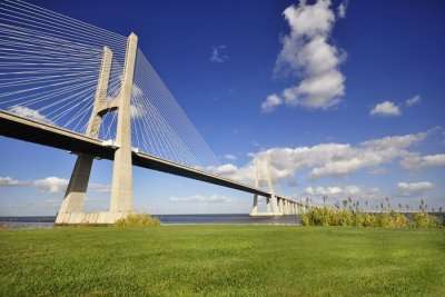 Vasco da gama bridge